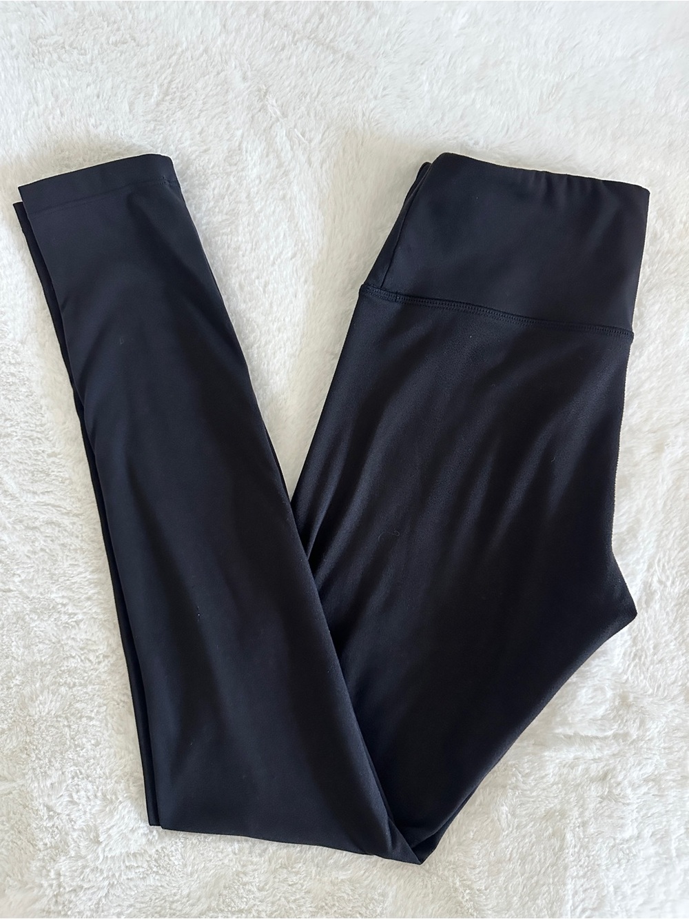 Felina - Black High-Waist Leggings - Size Small
